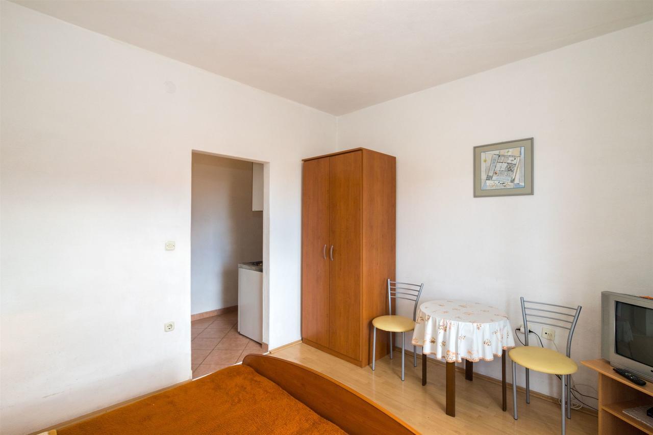 Apartments Zeljko Makarska Exterior photo