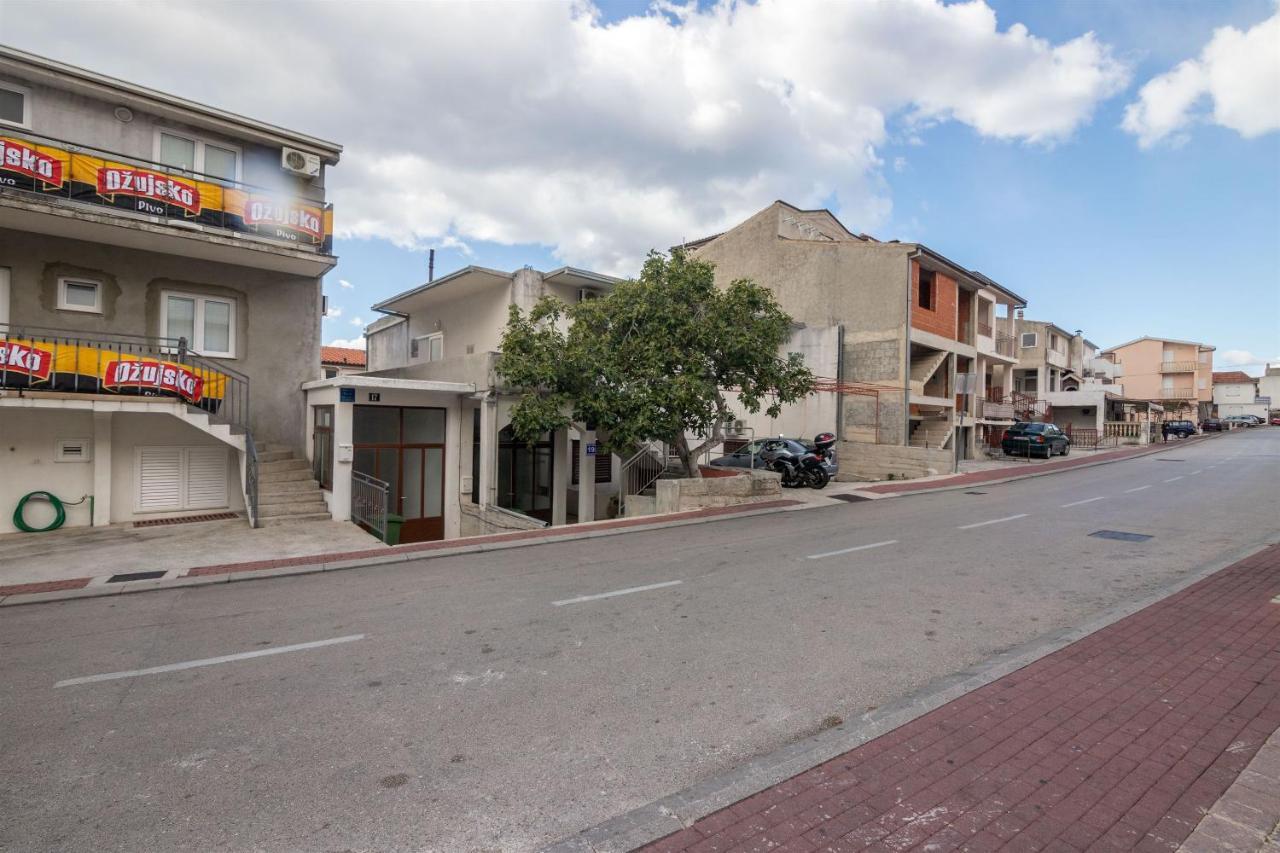 Apartments Zeljko Makarska Exterior photo